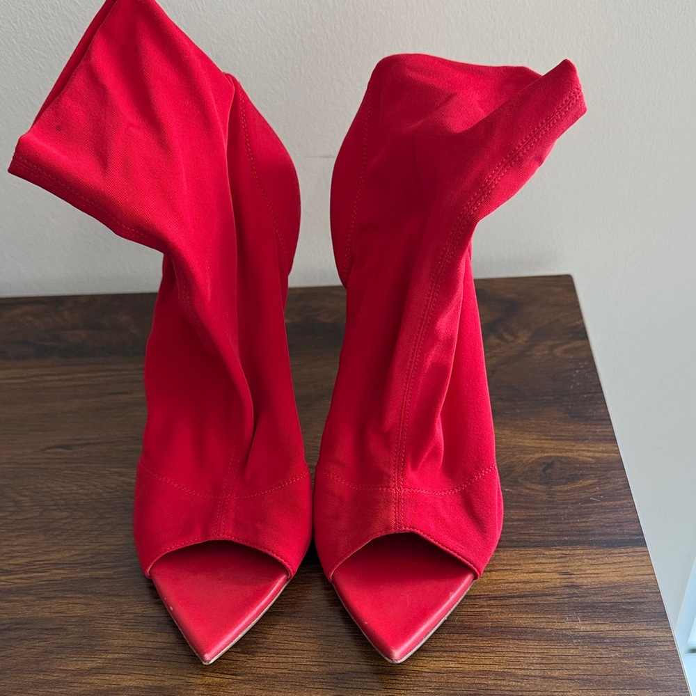 Gianvito rossi ankle peep toe boots